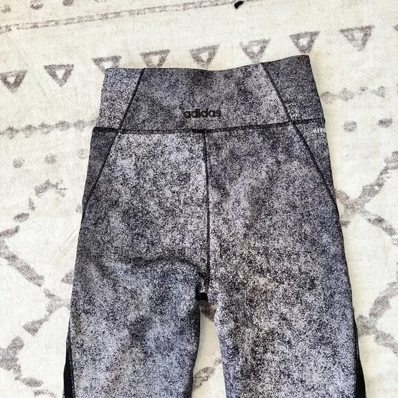 Adidas | NWT Feel Brilliant High Rise Gray Leggings - Picture 5 of 14